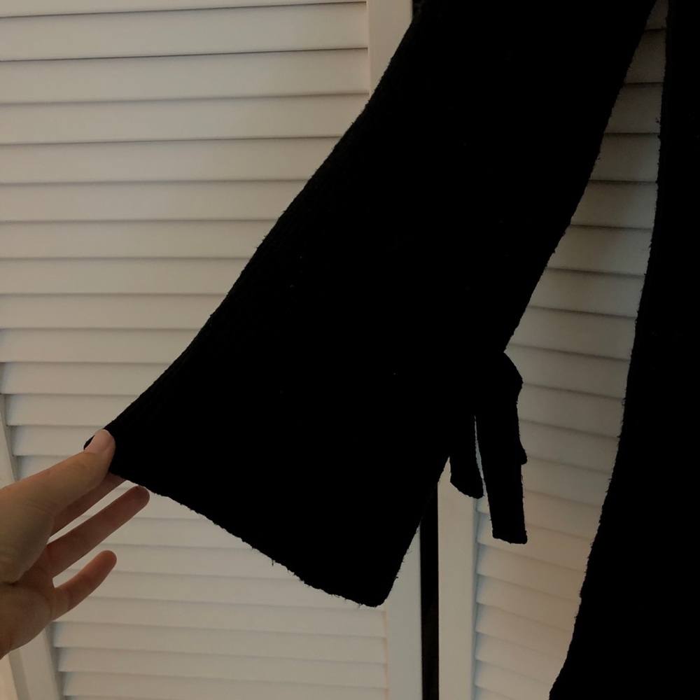 Aerie black sweater - Picture 2 of 4